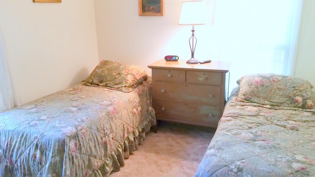 Kountry Living Bed And Breakfast Онеонта Номер фото