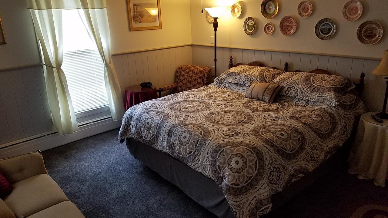 Kountry Living Bed And Breakfast Онеонта Экстерьер фото